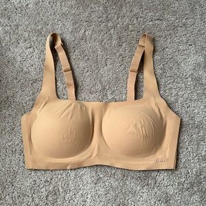 SKIMS "Naked Scoop Bralette"